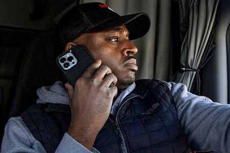 Discover the Best Cell Phone Service for Truck Drivers in 2024