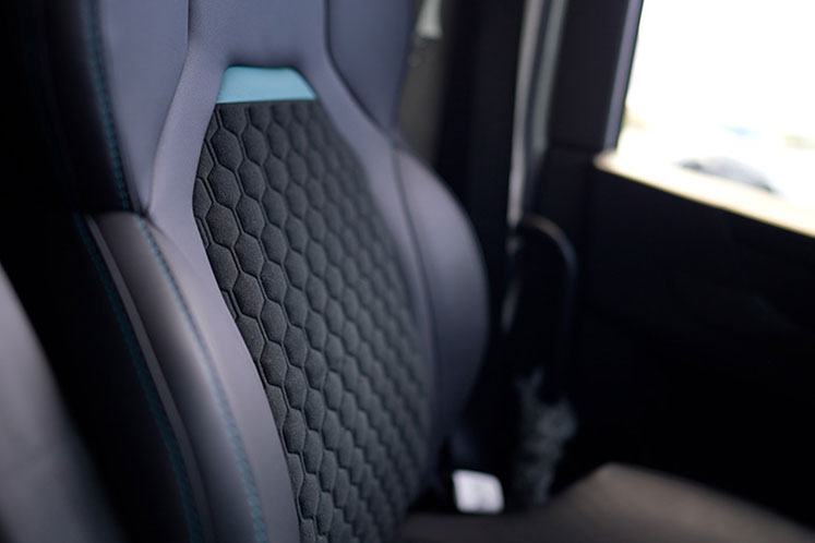 Low Profile Pro Ride Bostrom Seat Ultra Leather