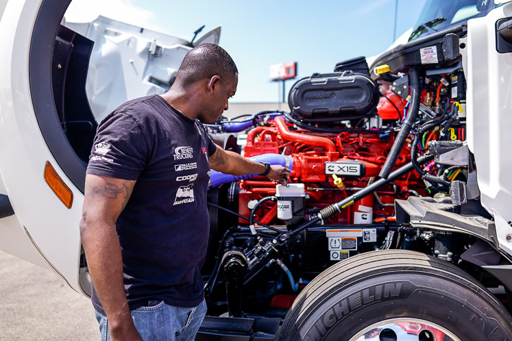 Tools for Semi-Trucks: Big Rig Must-Have Items